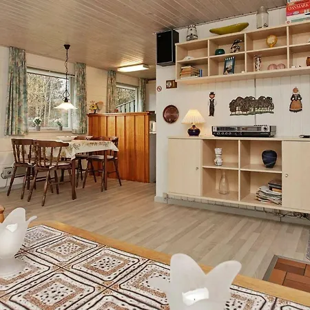 Charming 4-person In Ls, Denmark Vesterø Havn